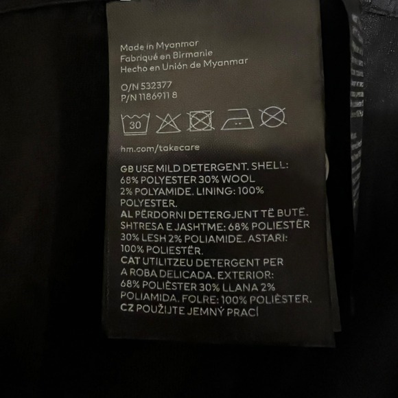 H&M Plaid Mini Skirt Womens 4 Black Gray Preppy Schoolgirl A-Line Classic Fall - Picture 7 of 7